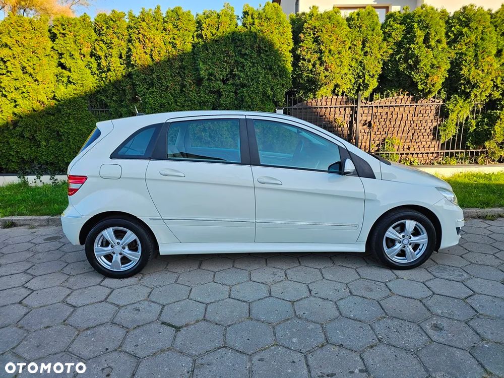 Mercedes-Benz Klasa B 200 Special Edition - 10