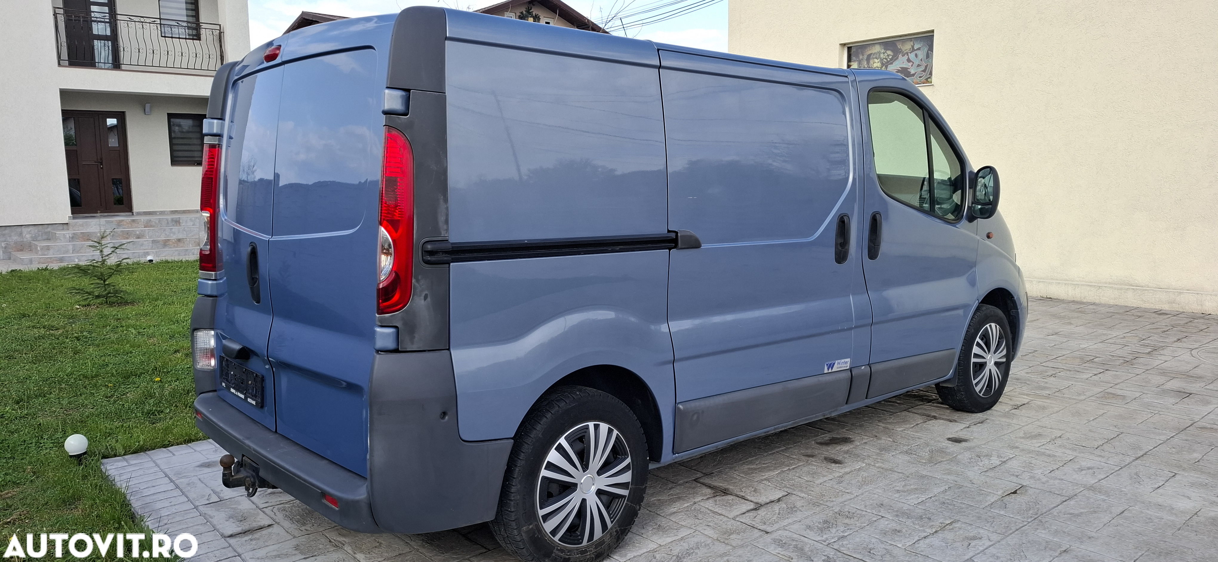 Opel Vivaro - 4