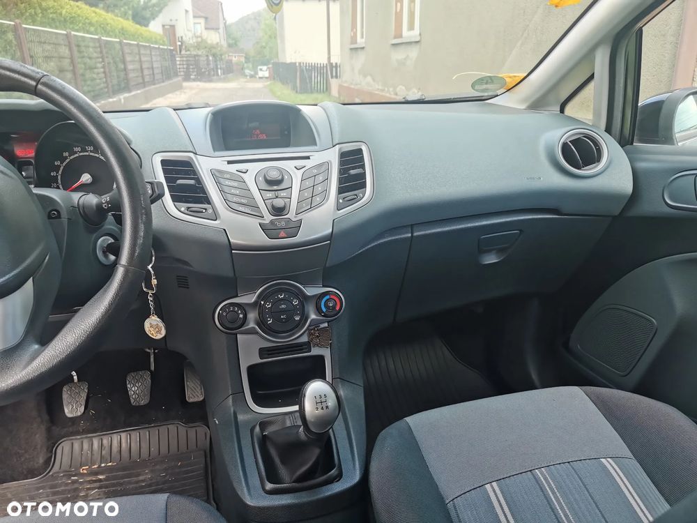 Ford Fiesta 1.25 Trend - 8