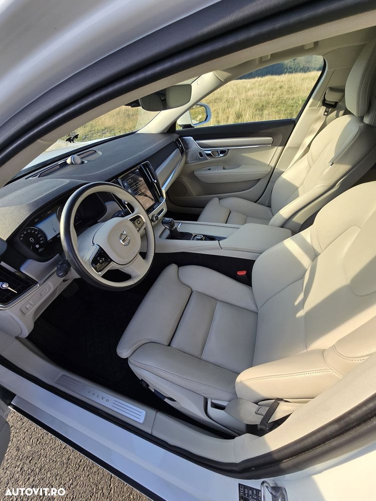 Volvo S90 D4 Geartronic Momentum Pro - 10