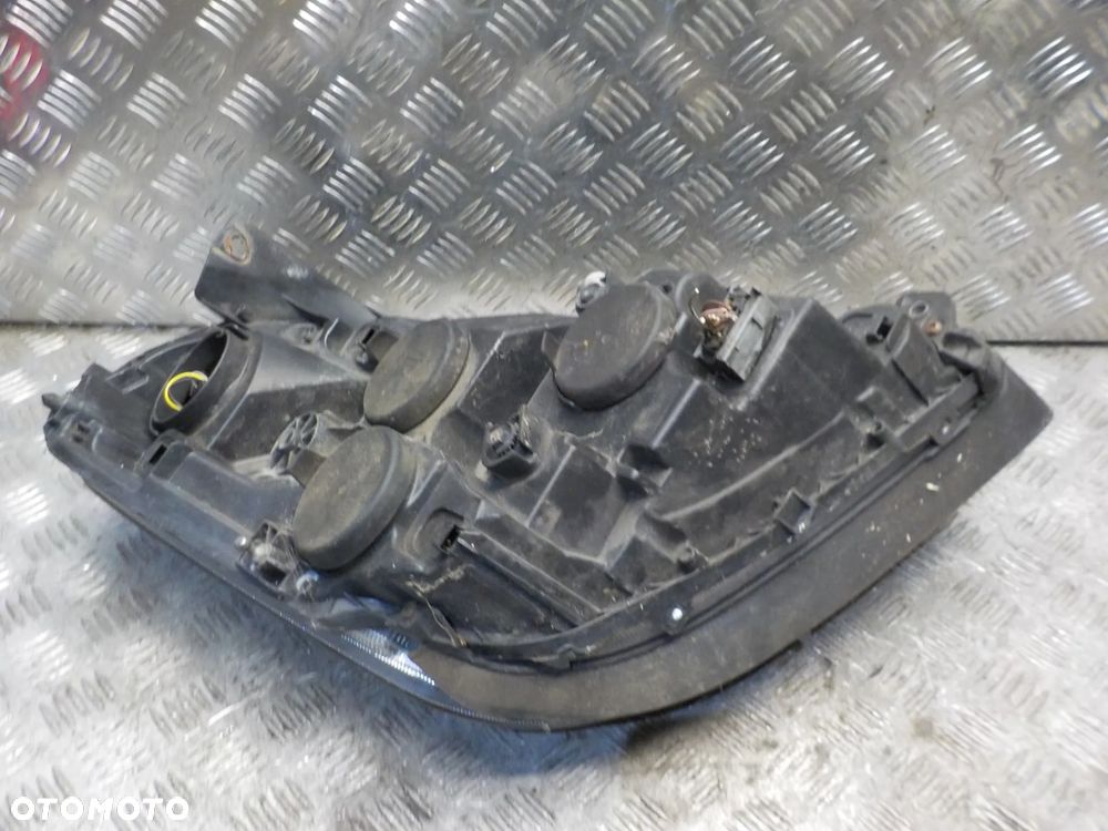 IVECO DAILY III LAMPA LEWA PRZÓD EUROPA - 2