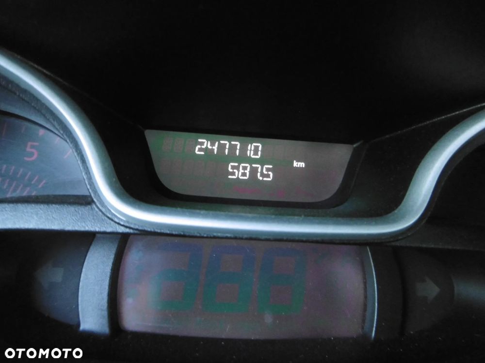 Renault Trafic Grand Passenger 3,0t Business - 21