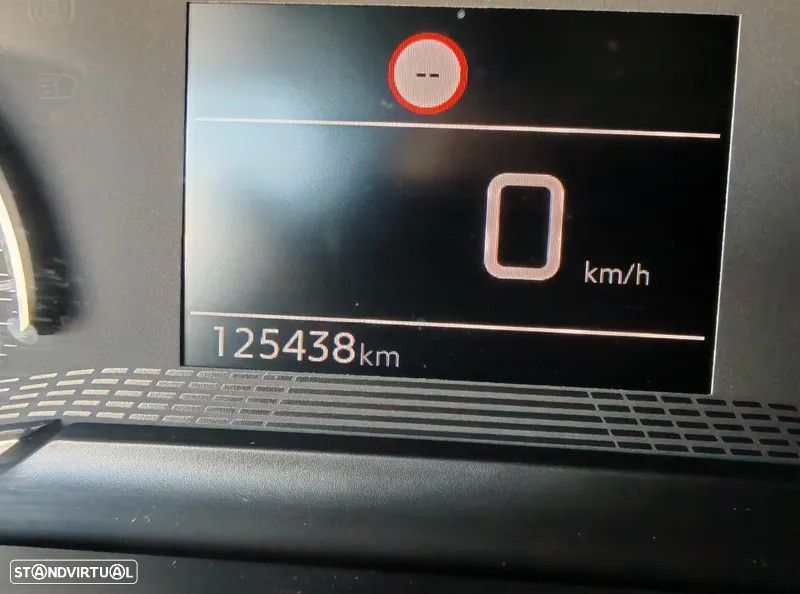 Peugeot 2008 1.2 PureTech Active - 18