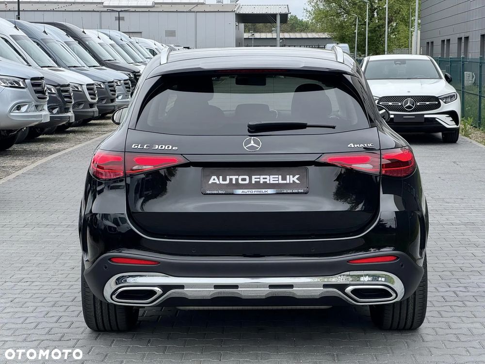 Mercedes-Benz GLC 300 e PHEV 4-Matic AMG Line - 8