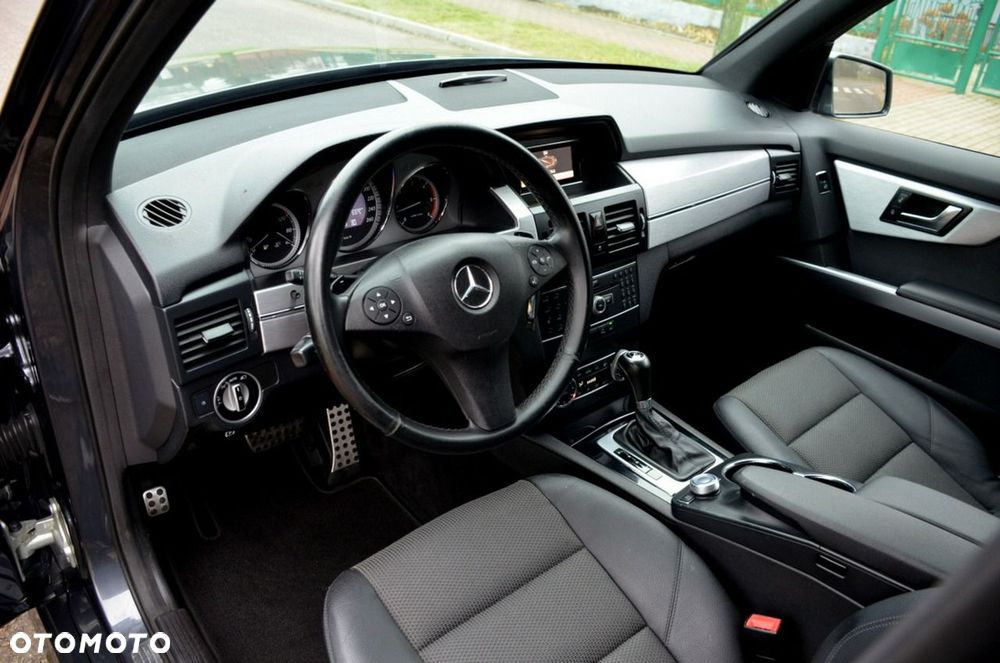 Mercedes-Benz GLK - 23
