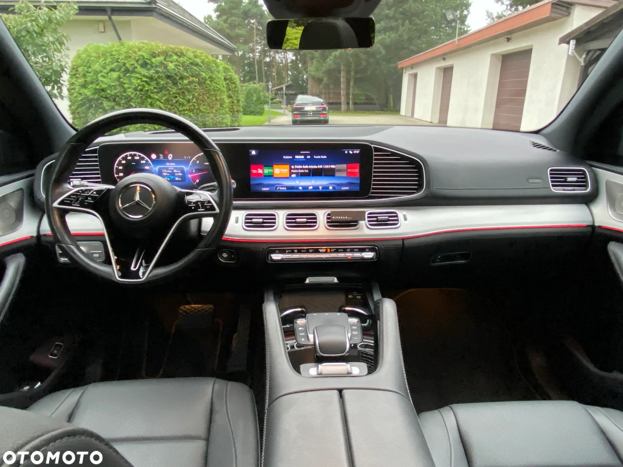 Mercedes-Benz GLE - 26