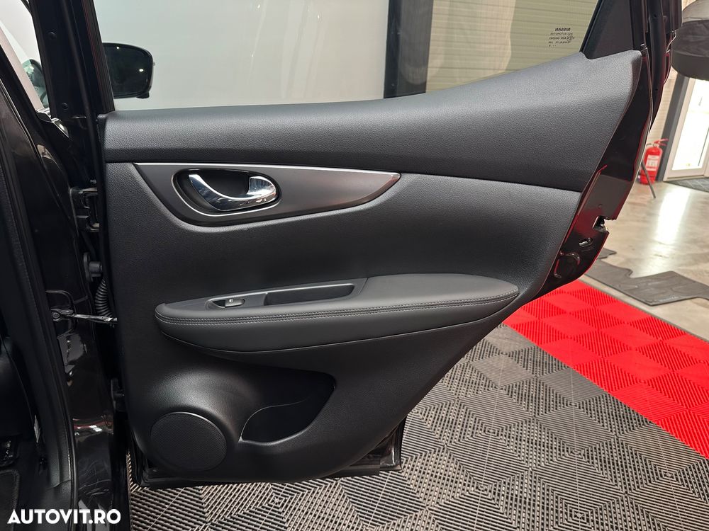 Nissan Qashqai 1.6 DCI TEKNA+ - 28