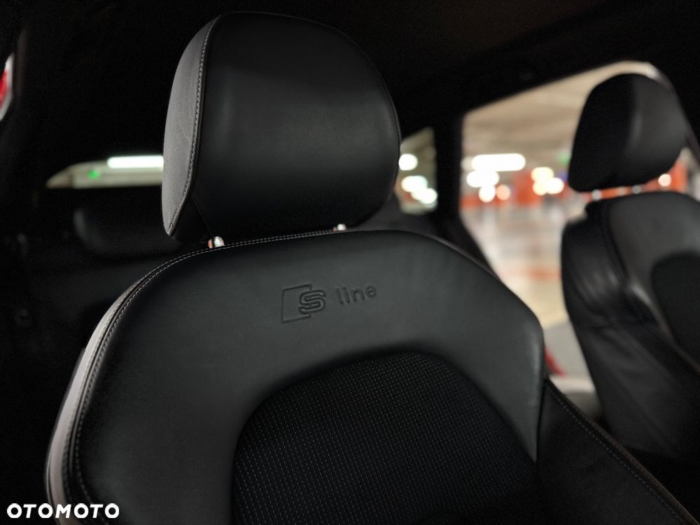 Audi A4 Avant 2.0 TDI DPF clean diesel quattro S tronic S line Sportpaket - 31