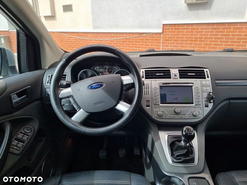 Ford Kuga 2.0 TDCi 4x4 Titanium - 17