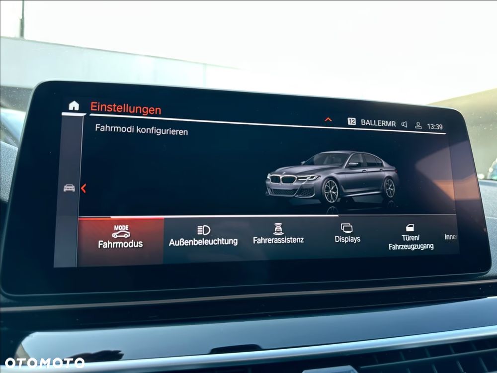 BMW Seria 5 540i xDrive - 30