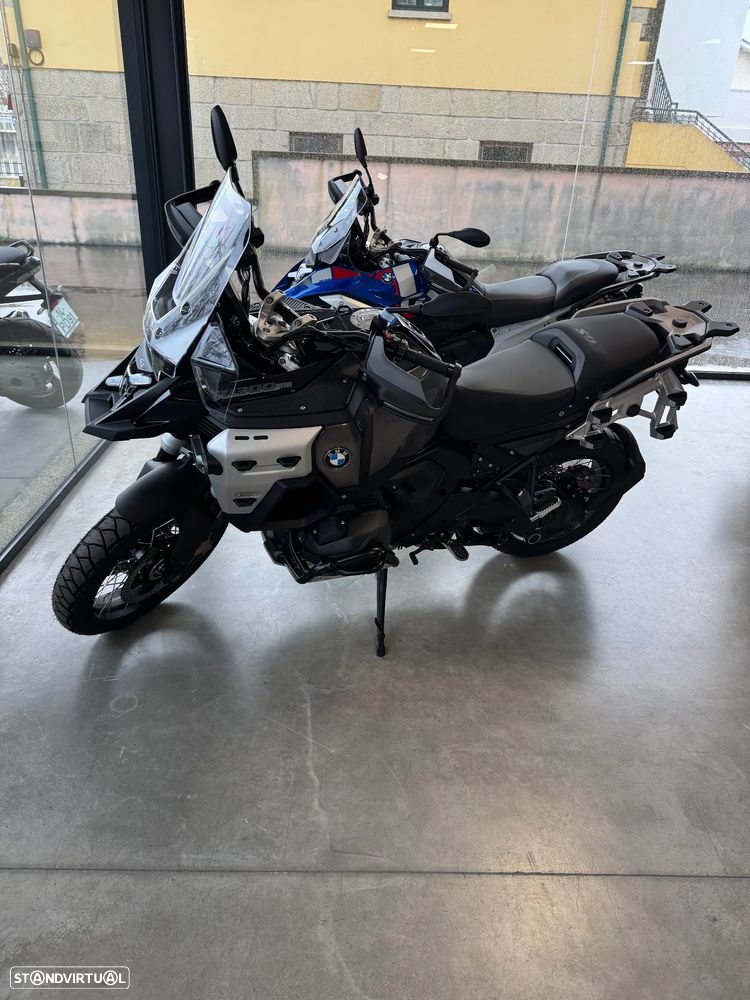 BMW R 1300 GS Adventure R1300GSA TRIPLE BLACK automática rebaixada - 9