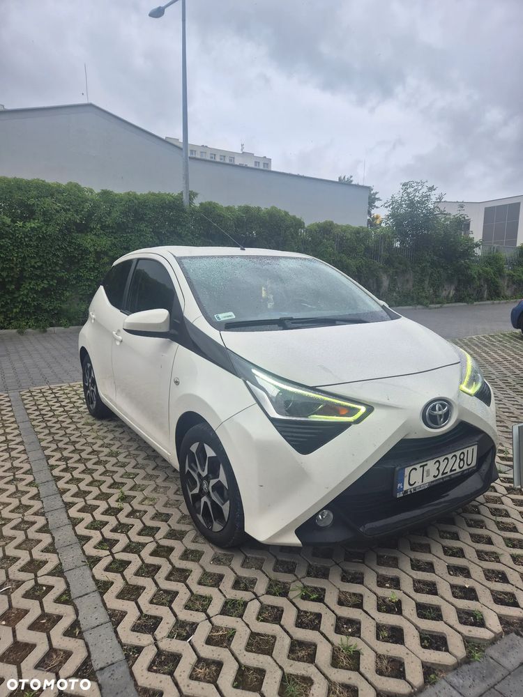 Toyota Aygo 1.0 VVT-i Color Edition - 1