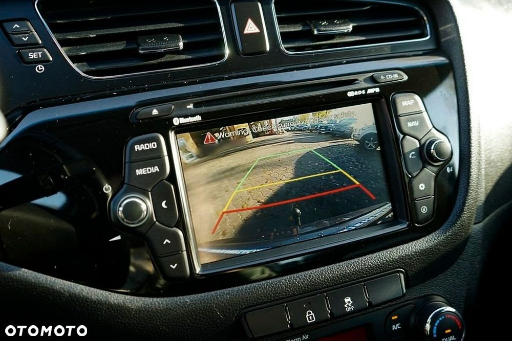 Kia Ceed - 27