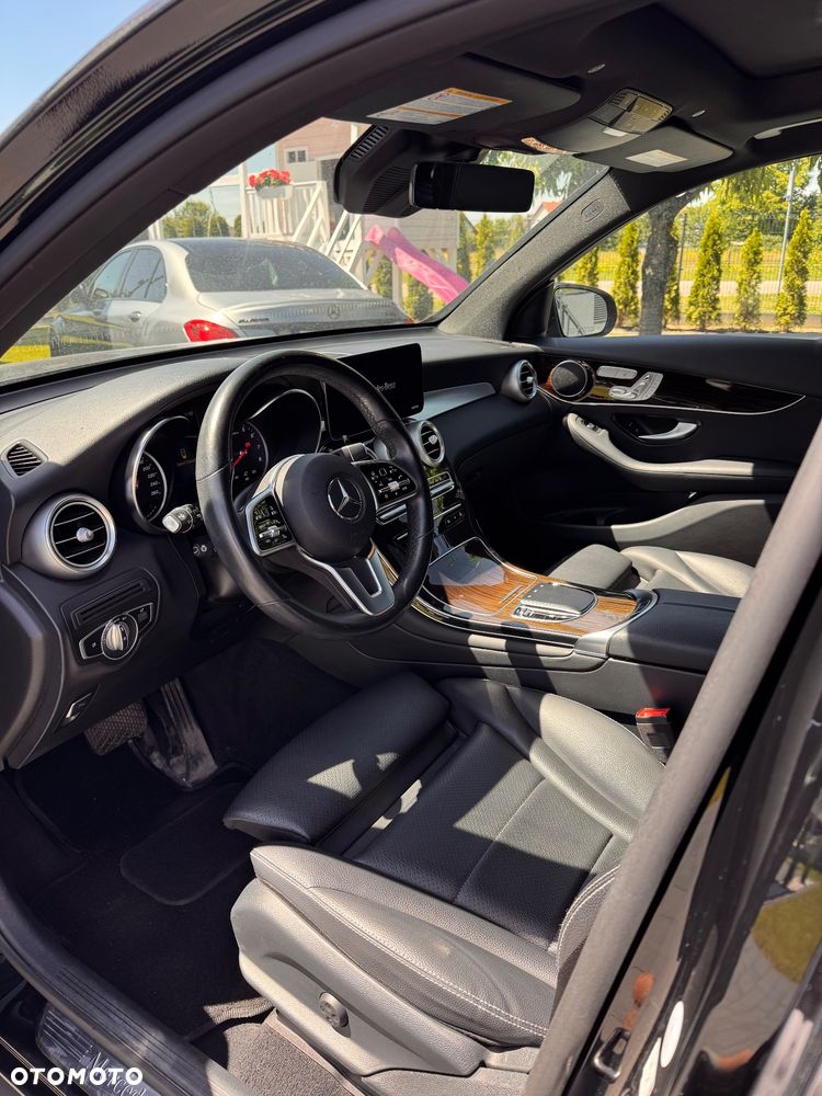 Mercedes-Benz GLC 300 4Matic 9G-TRONIC - 17