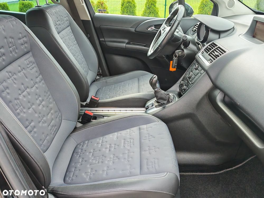 Opel Meriva 1.4 T Cosmo - 26