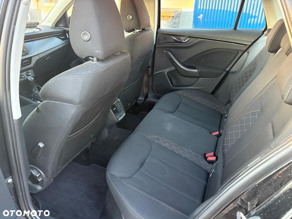 Skoda Kamiq 1.0 TSI DSG Active - 25