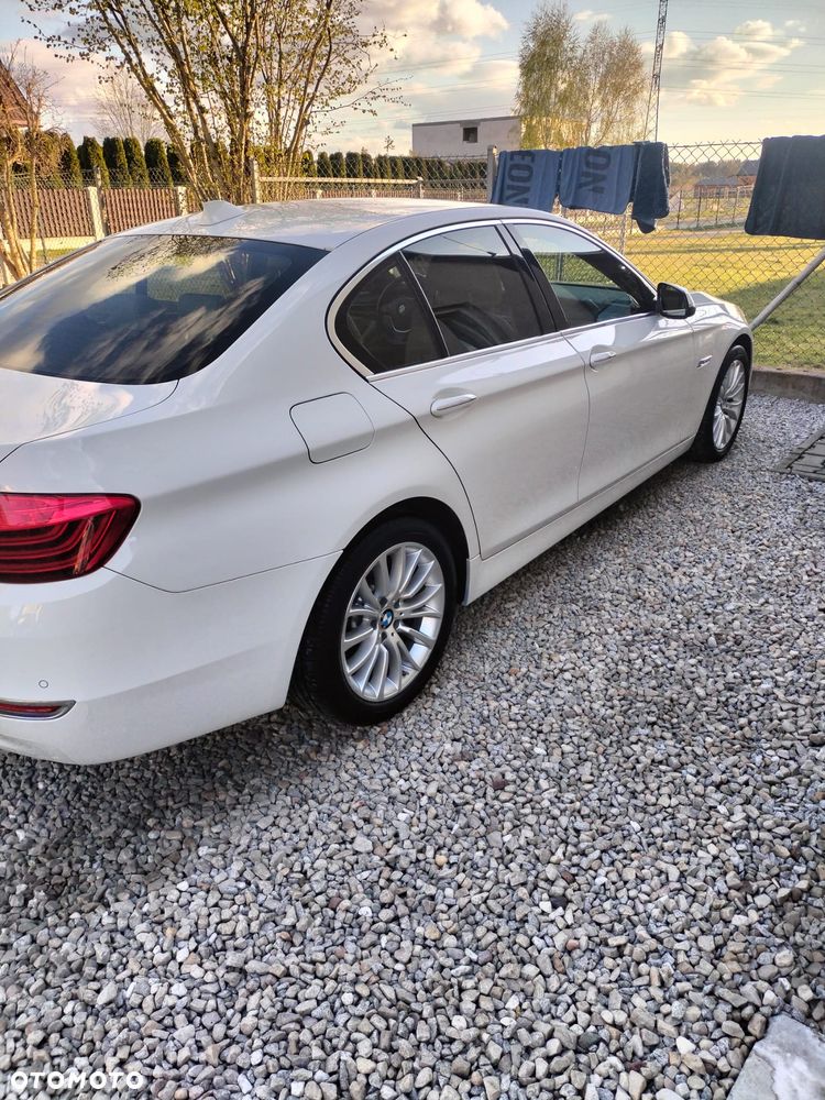 BMW Seria 5 520d xDrive - 3