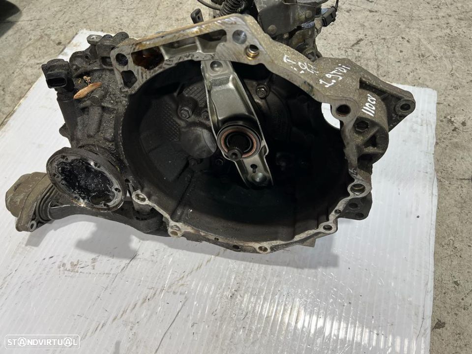 Caixa velocidades Vw Golf IV 1.9 Tdi 110cv - 1