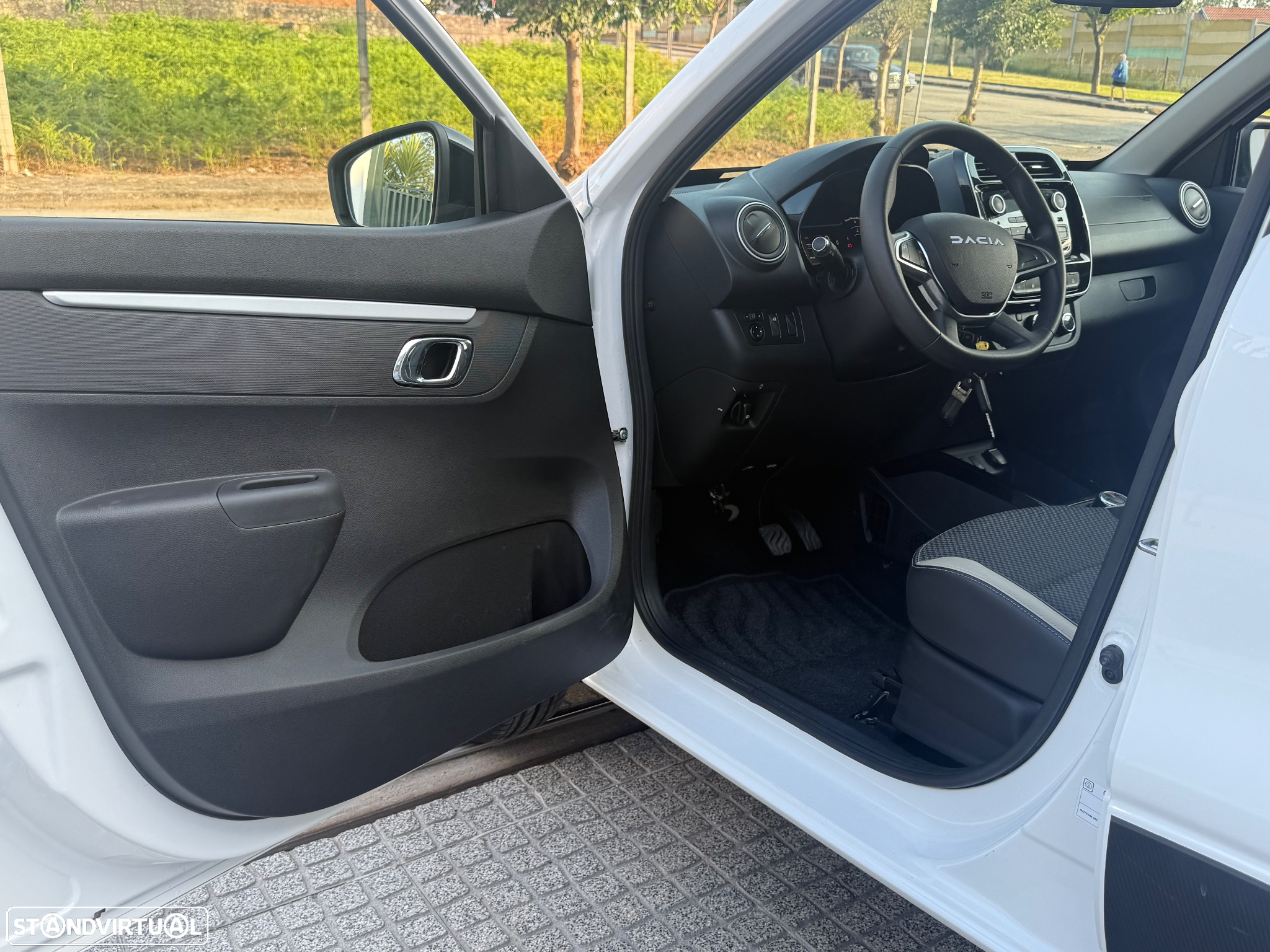 Dacia Spring Electric 45 Comfort Plus - 9