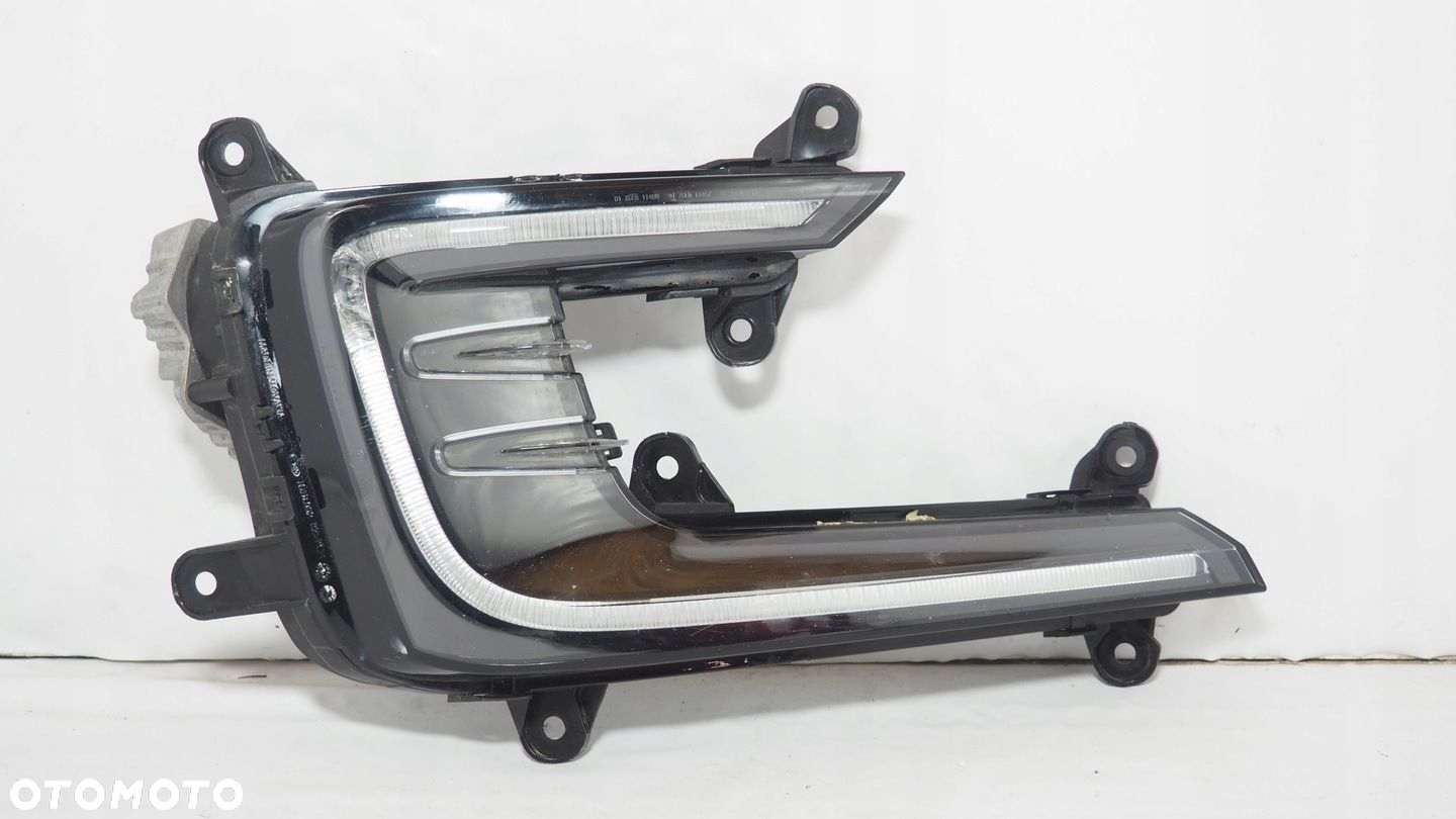 VW Passat B8 GTE lampa LED DRL prawa przód 3G0941056A - 2