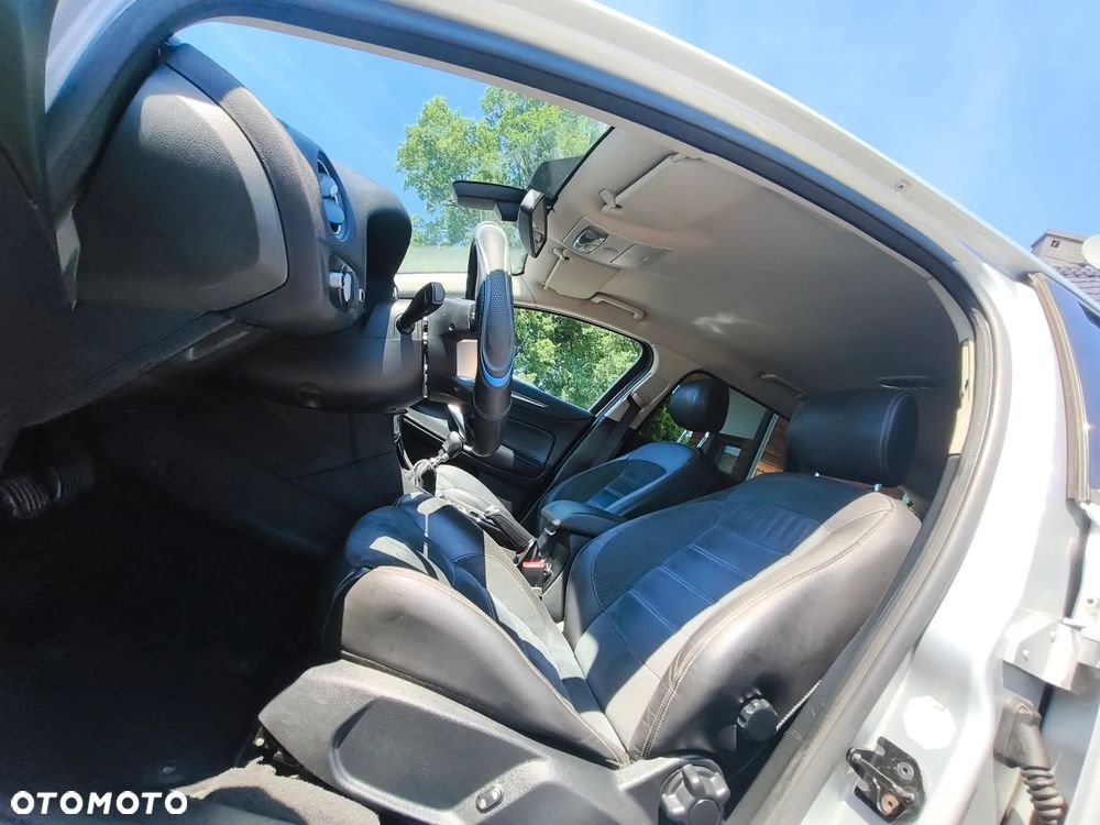 Ford Mondeo 2.2 TDCi Titanium - 33