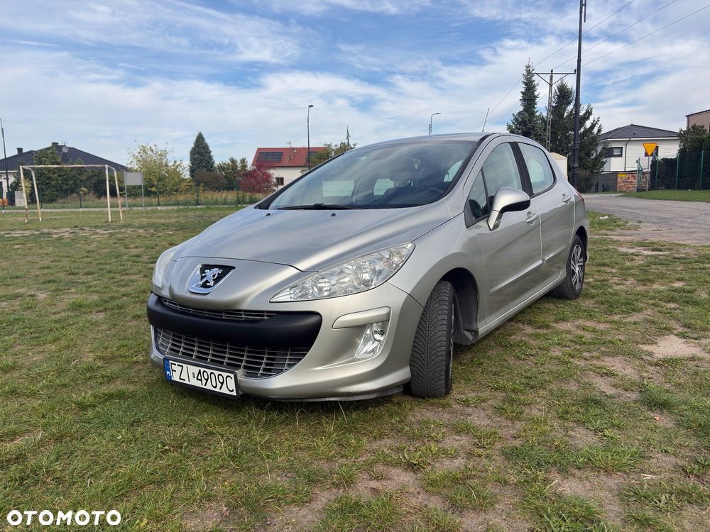 Peugeot 308 - 1