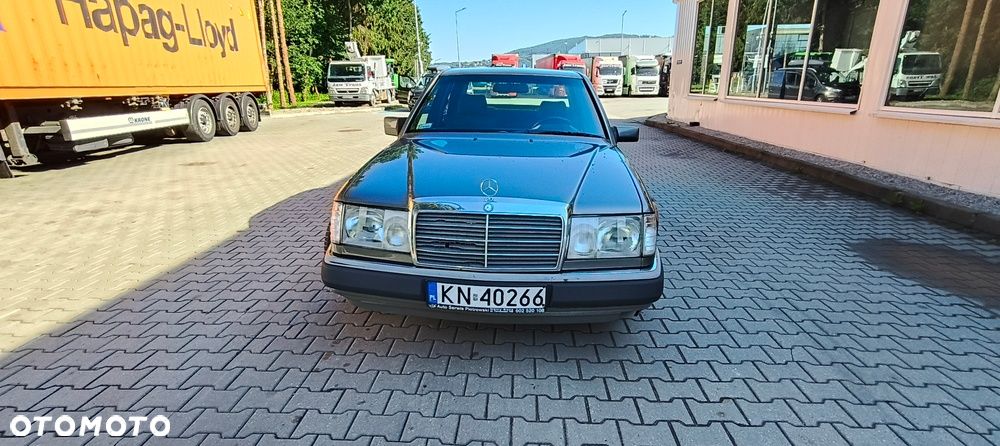 Mercedes-Benz W124 (1984-1993) - 2