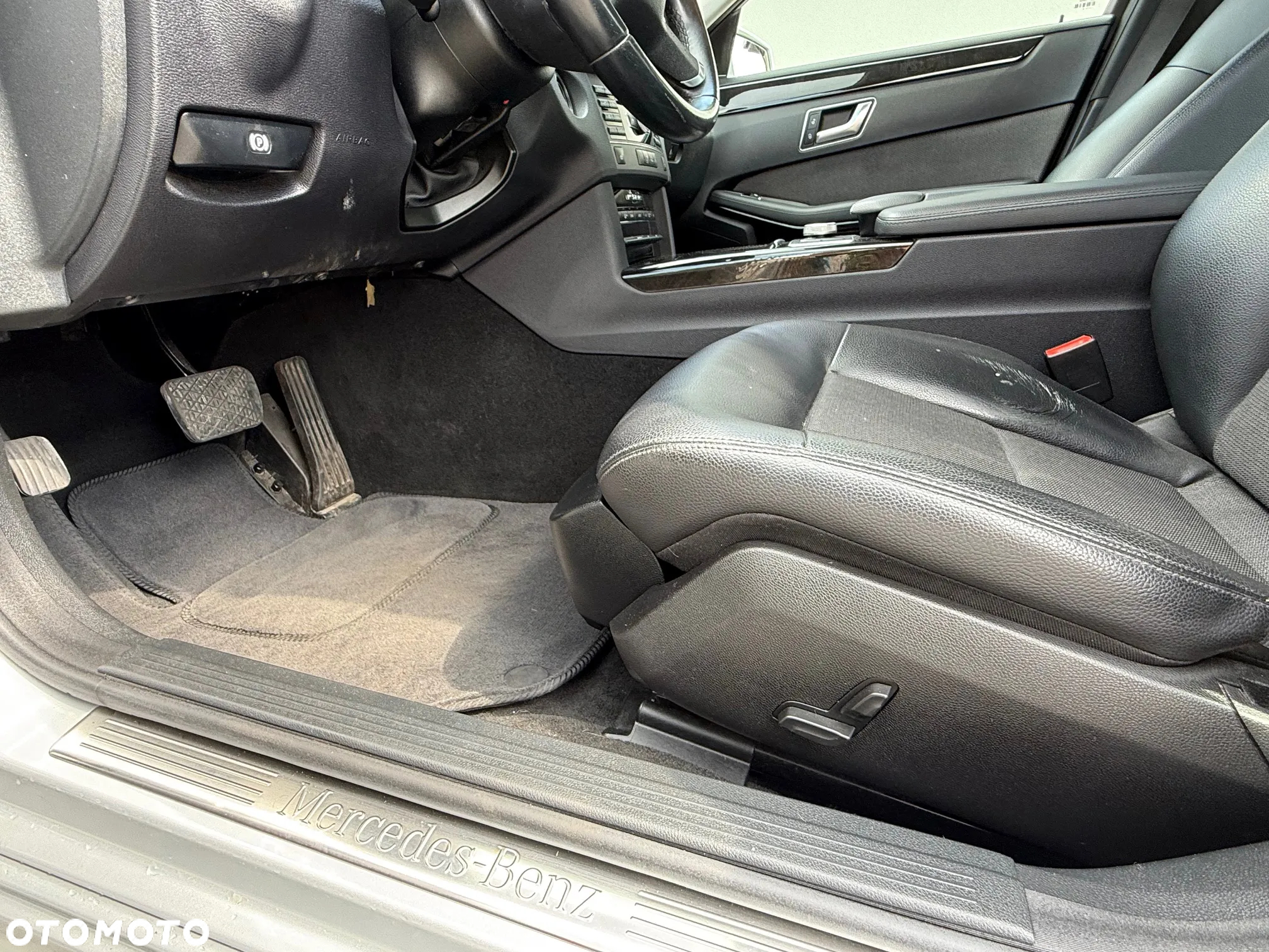 Mercedes-Benz Klasa E 250 BlueTEC 4-Matic Elegance - 12