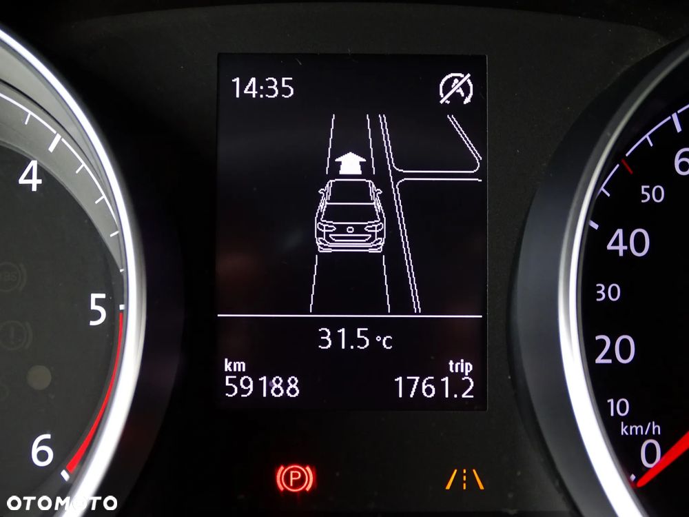 Volkswagen Touran - 27