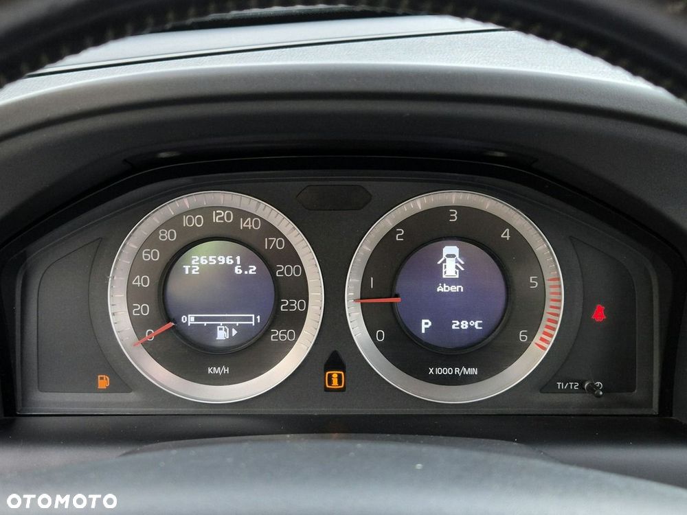 Volvo XC 60 - 13