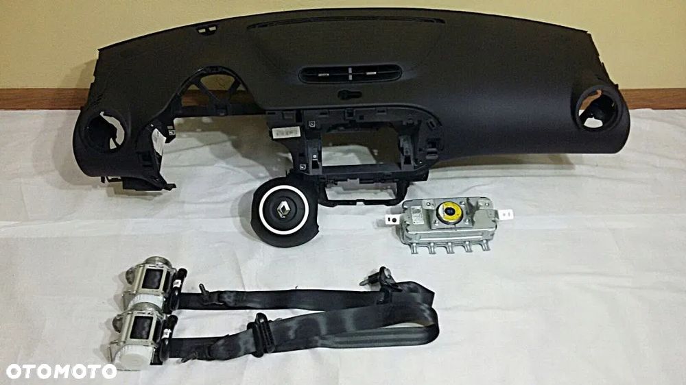 DESKA KONSOLA RENAULT TWINGO III  PASAŻER KIEROWCA PASY - 1