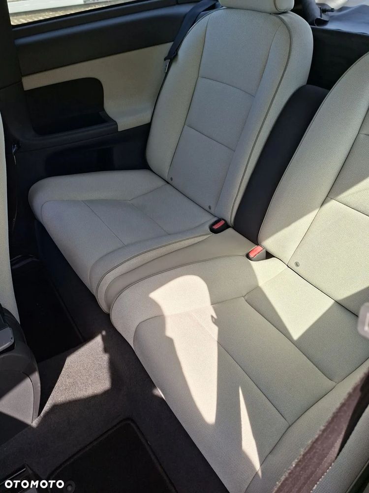 Volvo C30 1.6 - 11