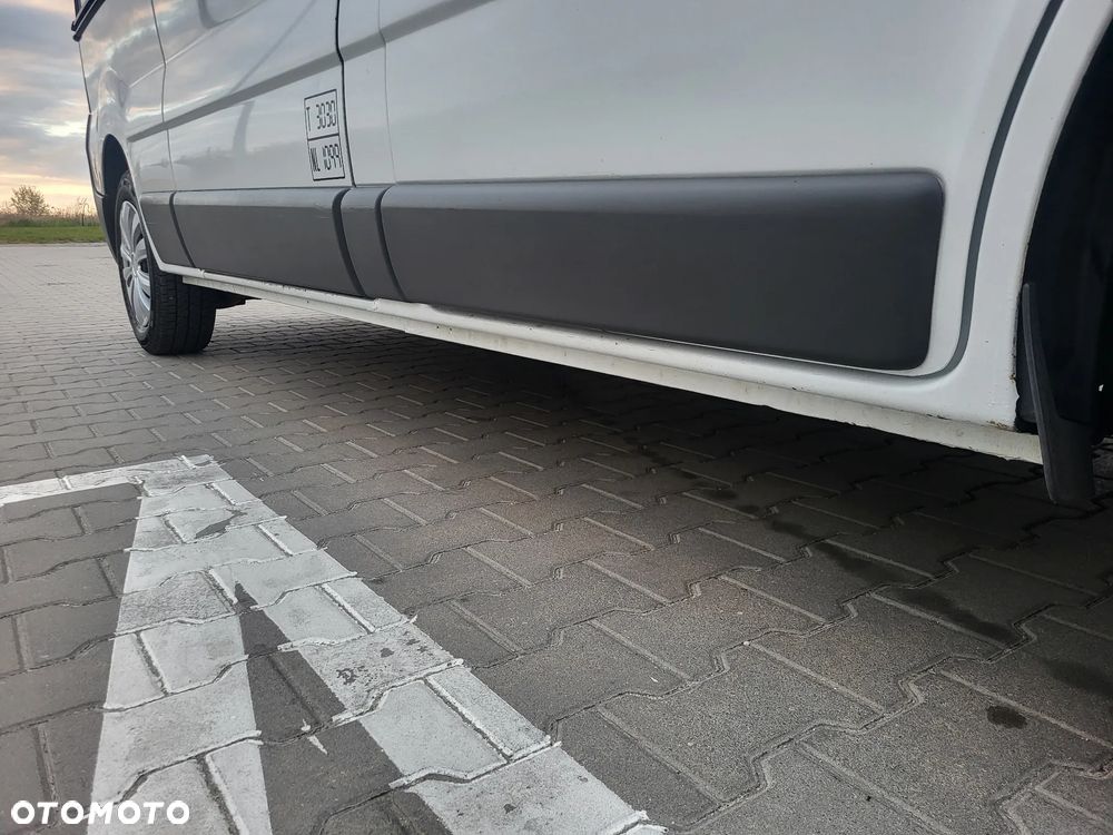 Opel Vivaro - 20