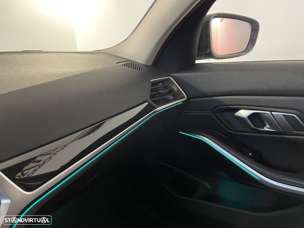 BMW 318 d Touring Pack M Auto - 33