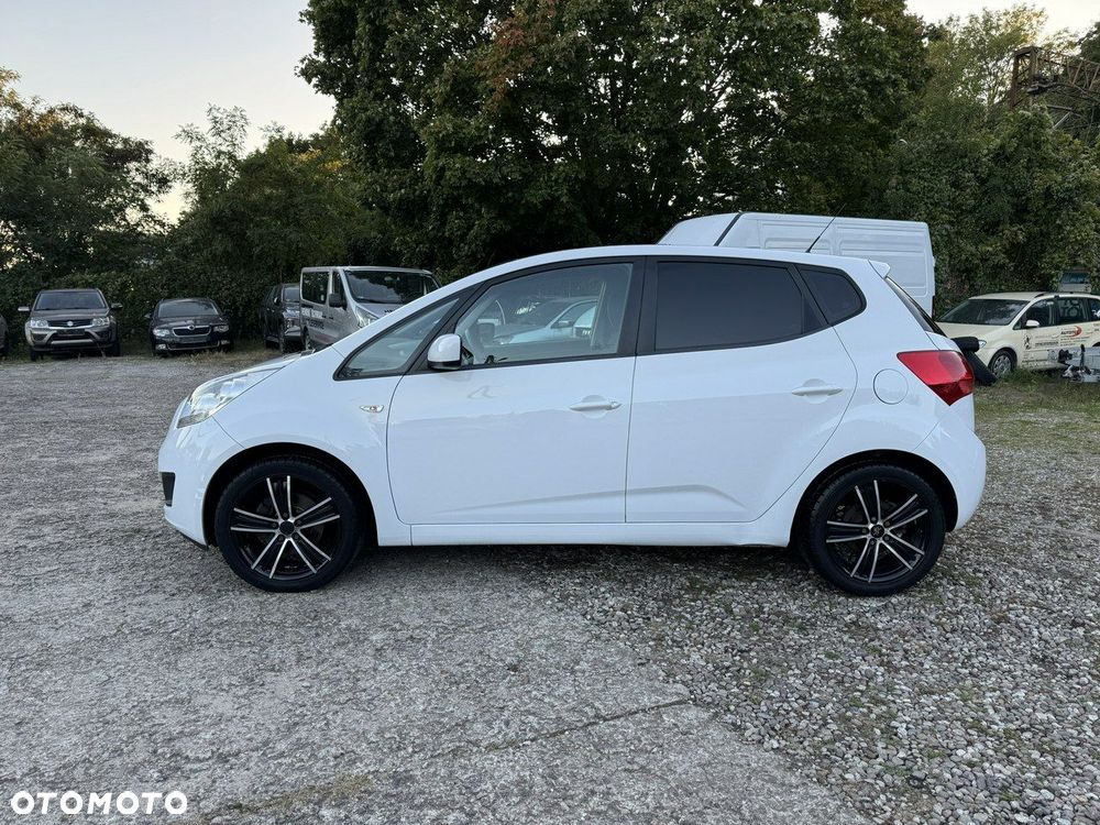 Kia Venga - 5