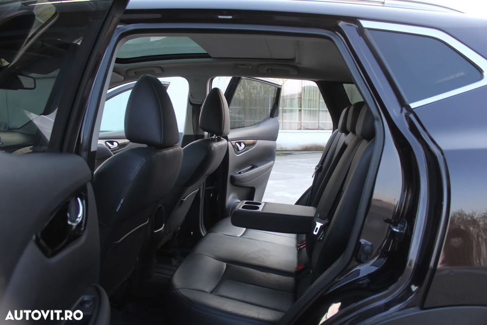 Nissan Qashqai 1.6 DCI 4 x 4 DPF Start/Stop tekna - 12