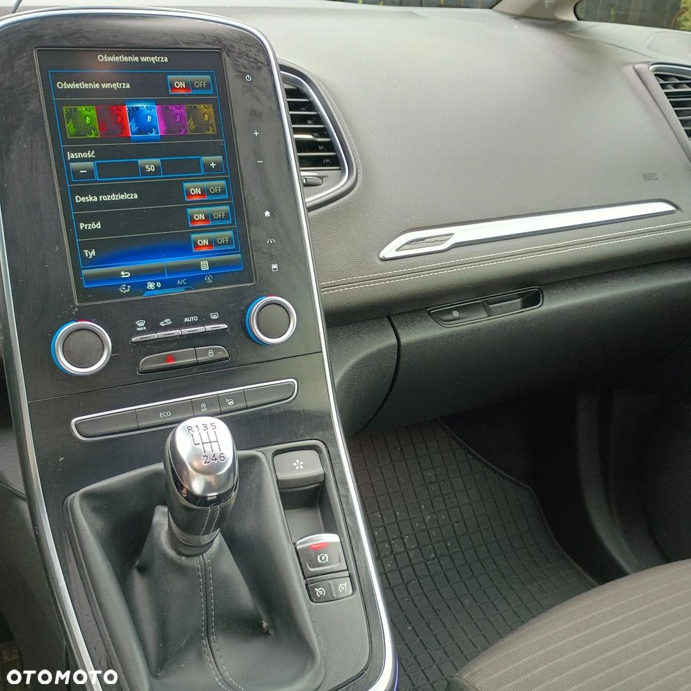 Renault Scenic 1.2 TCe Energy Bose EU6 - 11