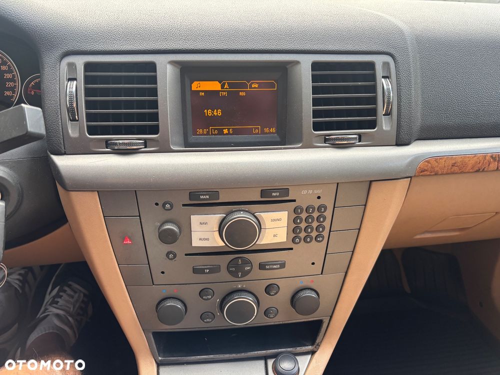 Opel Vectra 1.9 CDTI Essentia - 13