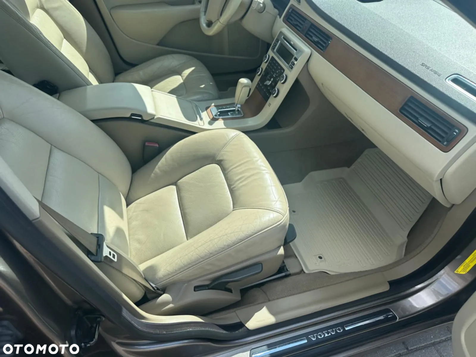 Volvo V70 - 10