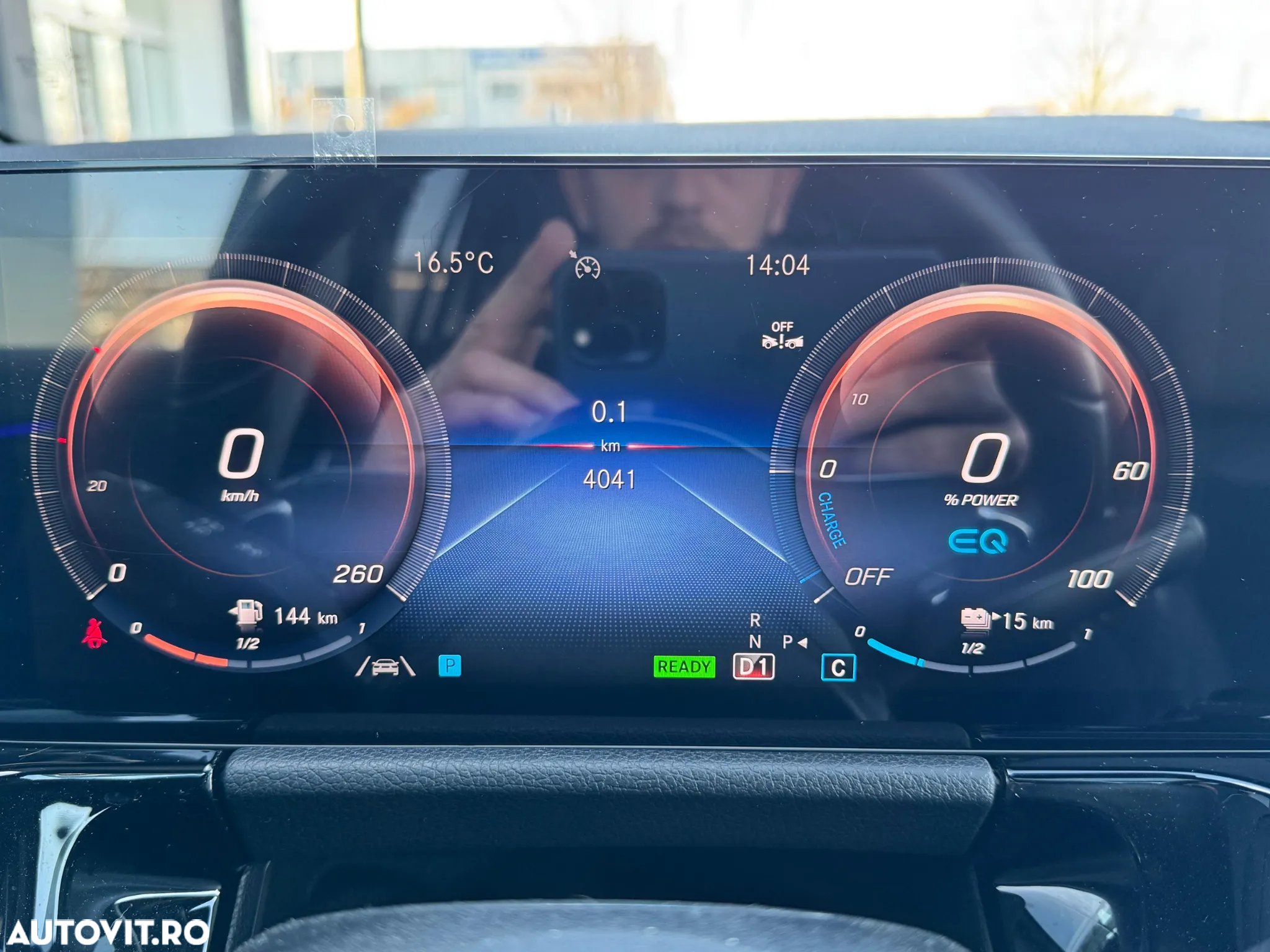 Mercedes-Benz GLA 250 e - 10