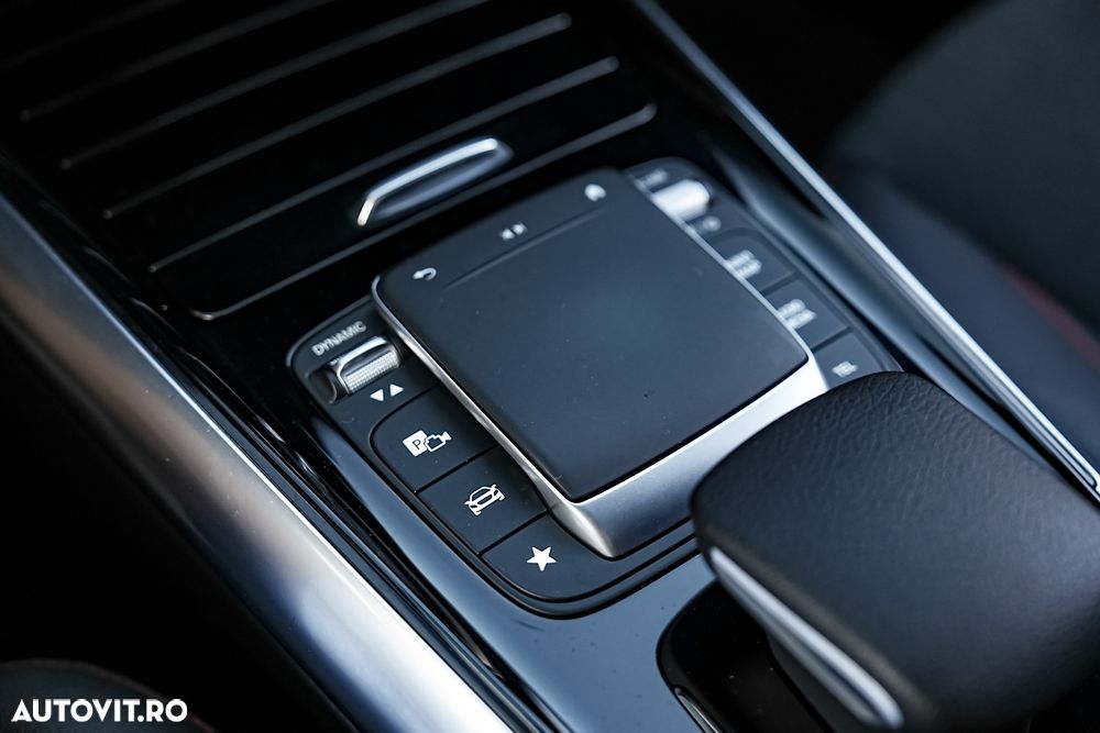 Mercedes-Benz GLA 200 d 8G-DCT AMG Line - 17
