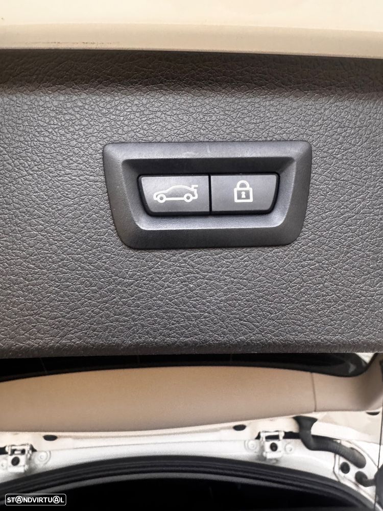 BMW 225xe Active Tourer iPerformance - 15