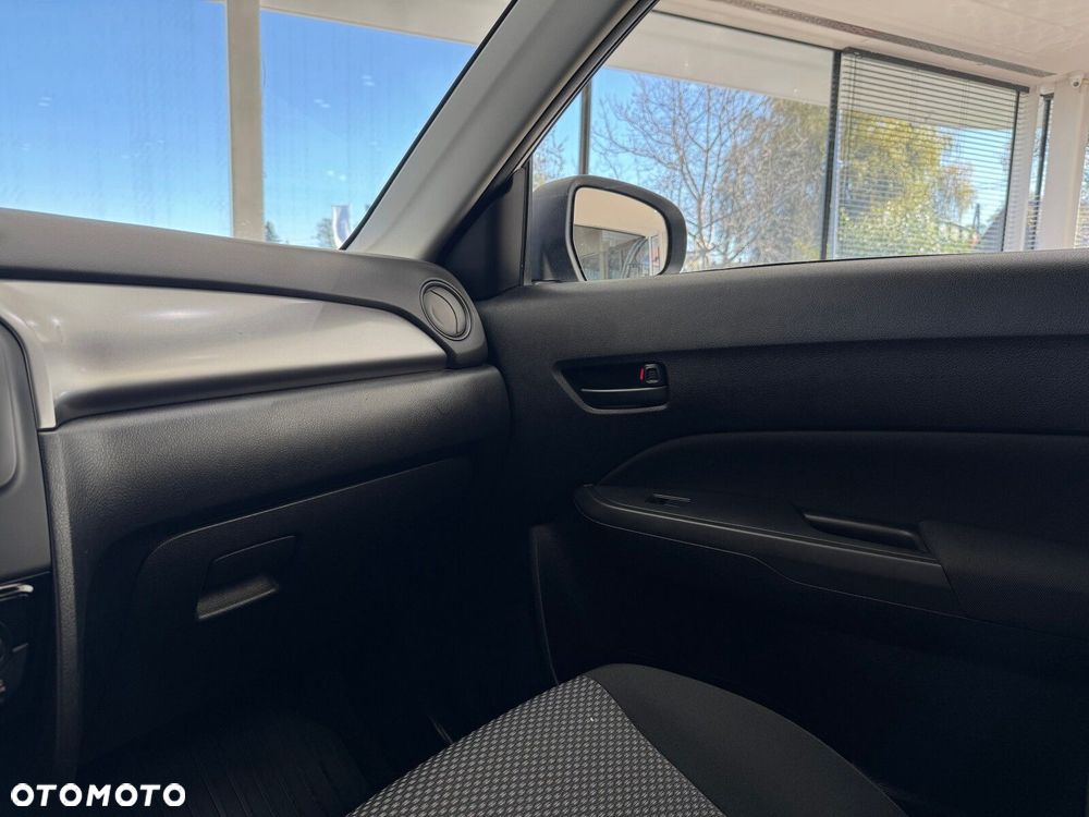 Suzuki Vitara - 26