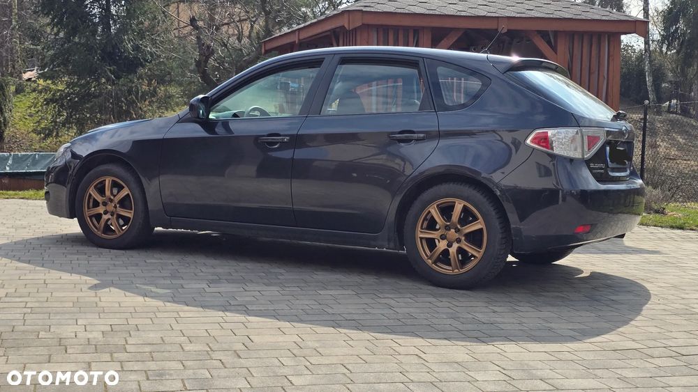 Subaru Impreza 2.5 - 10