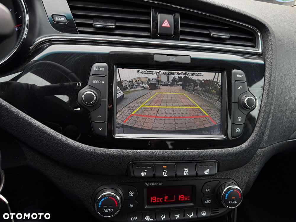 Kia Ceed 1.6 GDI Platinum Edition - 18