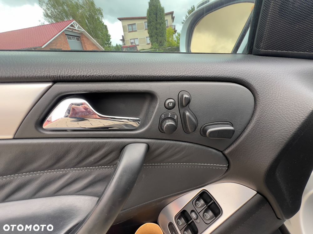Mercedes-Benz Klasa C 55 AMG Automatik - 20