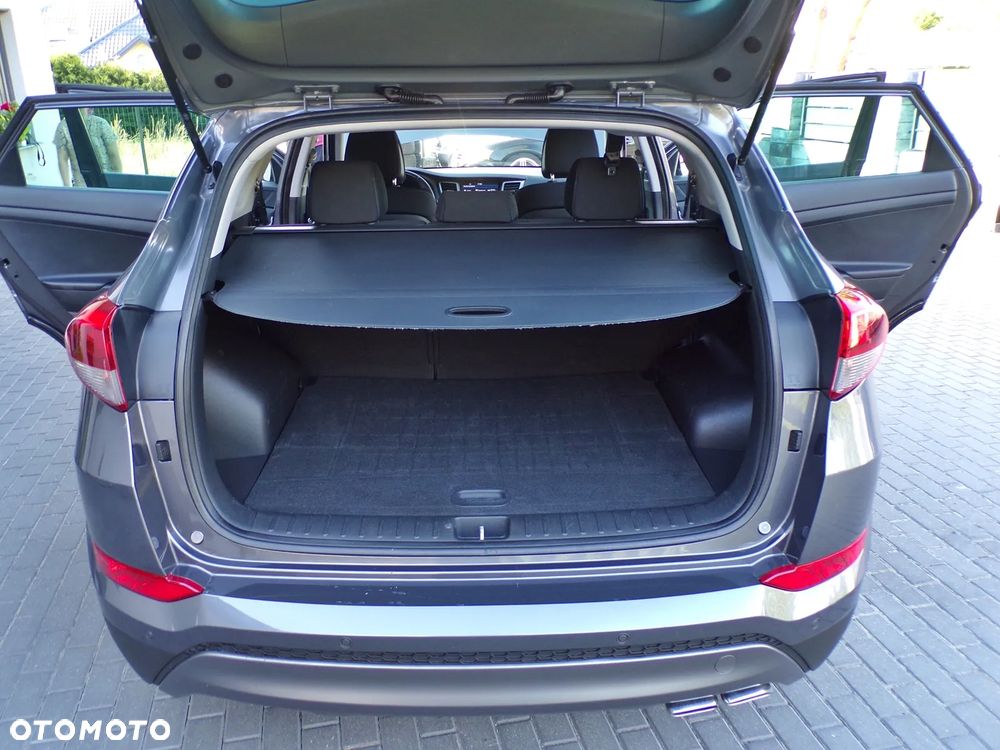 Hyundai Tucson 2.0 CRDI 2WD Style - 32