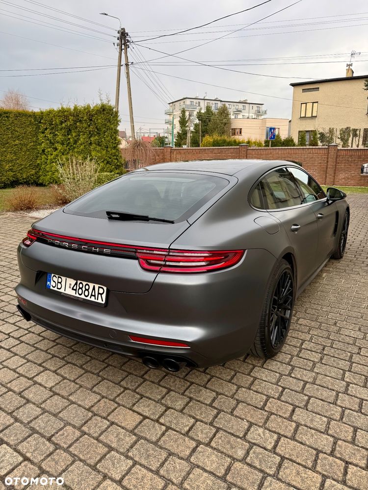 Porsche Panamera 4 - 14