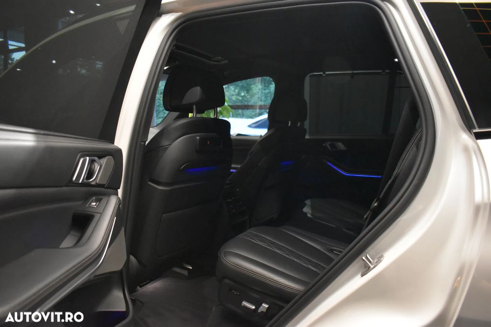 BMW X5 xDrive40i - 8