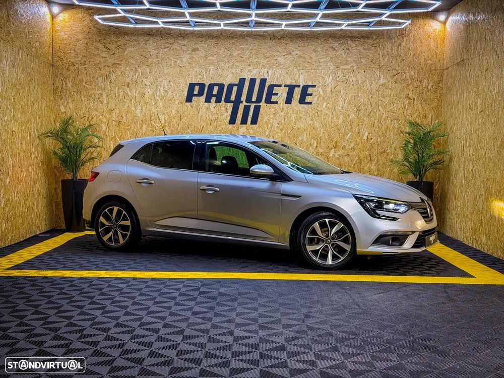 Renault Mégane 1.5 dCi Bose Edition - 32